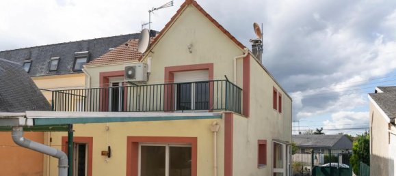 Casa de 5 dormitorios en Soissons, France No. 242200 10