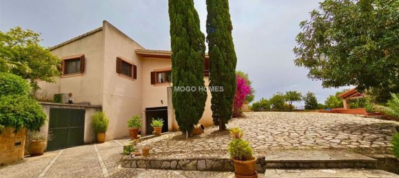 4 bedrooms House in Bunyola, Spain No. 146209 2