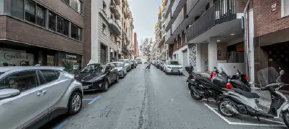 192m² Commercial property in Barcelona, Spain No. 21006 27