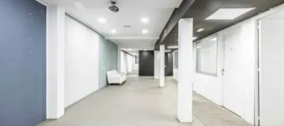 192m² Commercial property in Barcelona, Spain No. 21006 4