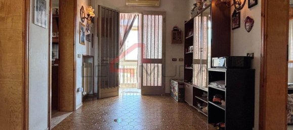 6 rooms Apartment in Verona, Italy No. 303375 10