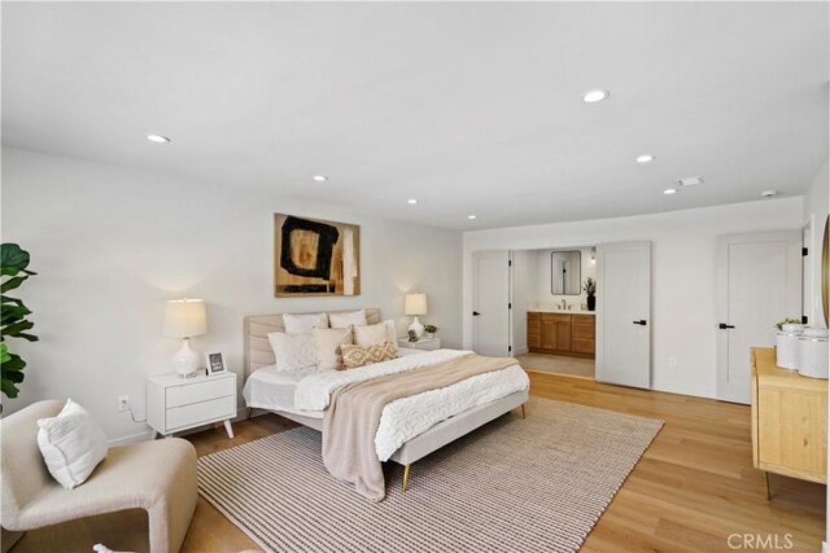 Дом с 4 спальнями в Хантингтон Бич, США № 431708