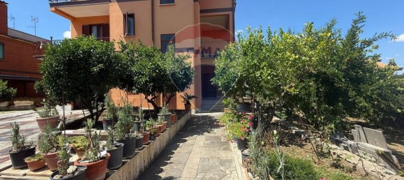 10-Zimmer Haus in Rome, Italy, Nr. 270195 3