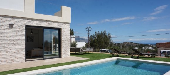 Villa de 3 dormitorios en Polop, Spain No. 2683 16