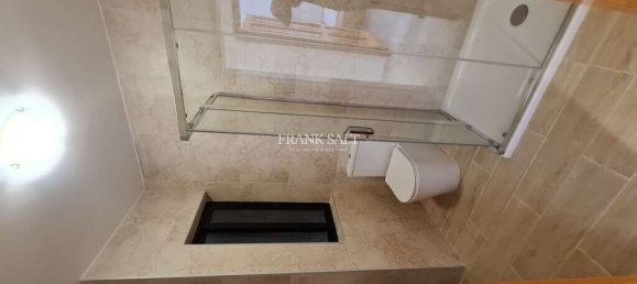 2 chambres Appartement à Gzira, Malta No. 5110 17