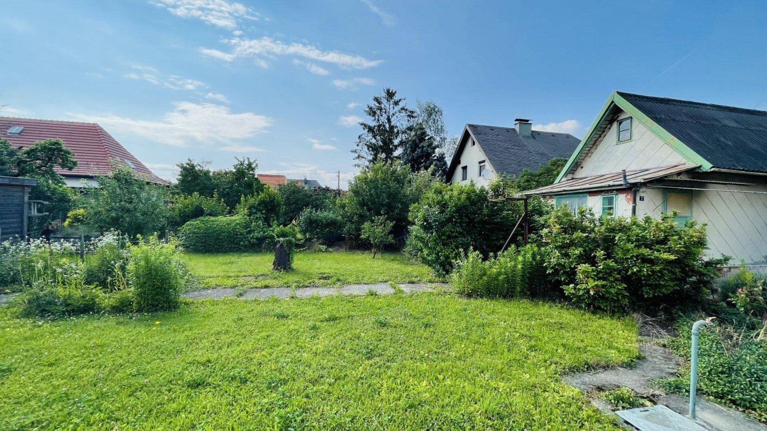 432m² Land in Gerasdorf bei Wien, Austria No. 234796