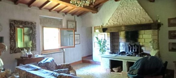 Casa de 10 habitaciónes en Castelfranco Piandiscò, Italy No. 237484 12