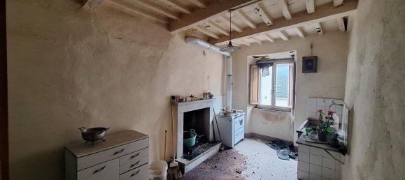 Дом с 9 комнатами в Пескалья, Италия № 261576 6