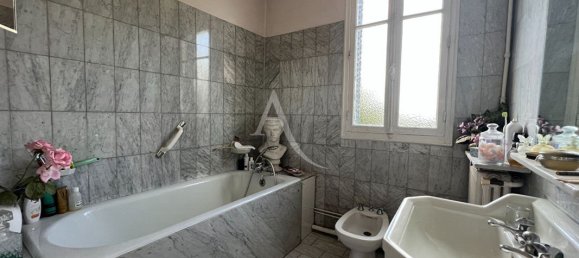 4 bedrooms House in Fontenay-sous-Bois, France No. 165816 7