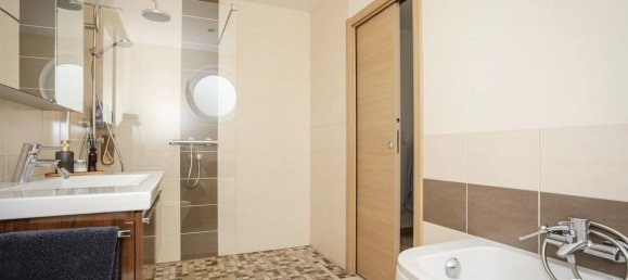 5 bedrooms House in Sainte-Croix-en-Plaine, France No. 268536 8