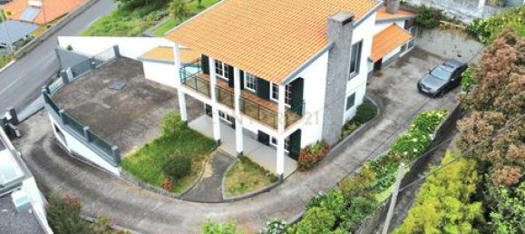 Villa de 3 dormitorios en Funchal, Portugal No. 190190 3