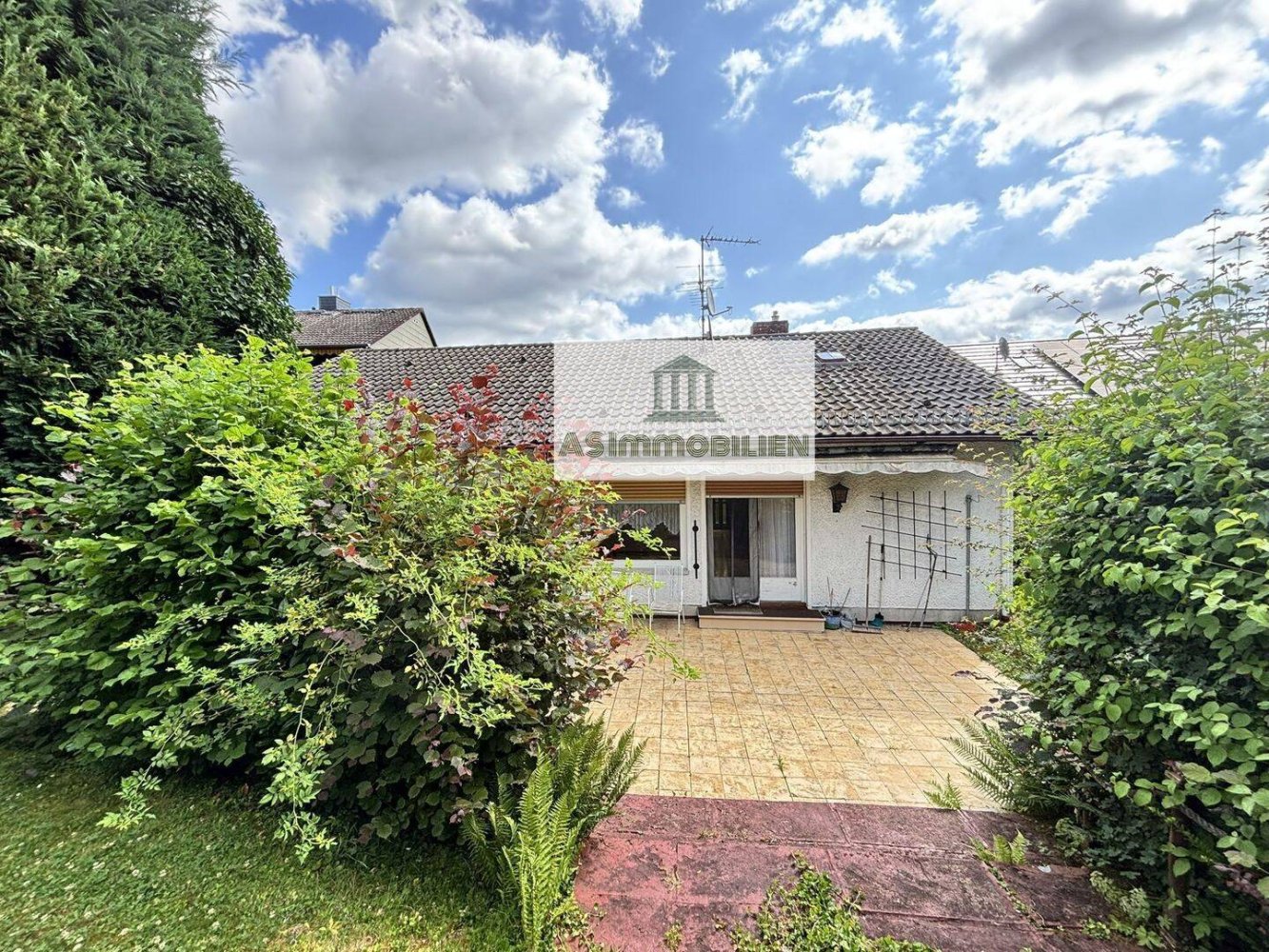 3 bedrooms House in Wiesbaden, Germany No. 264295