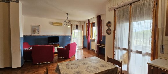 5 bedrooms Apartment in Viareggio, Italy No. 331342 2