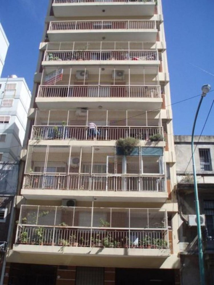 4 bedrooms Apartment in Buenos Aires, Argentina No. 79537