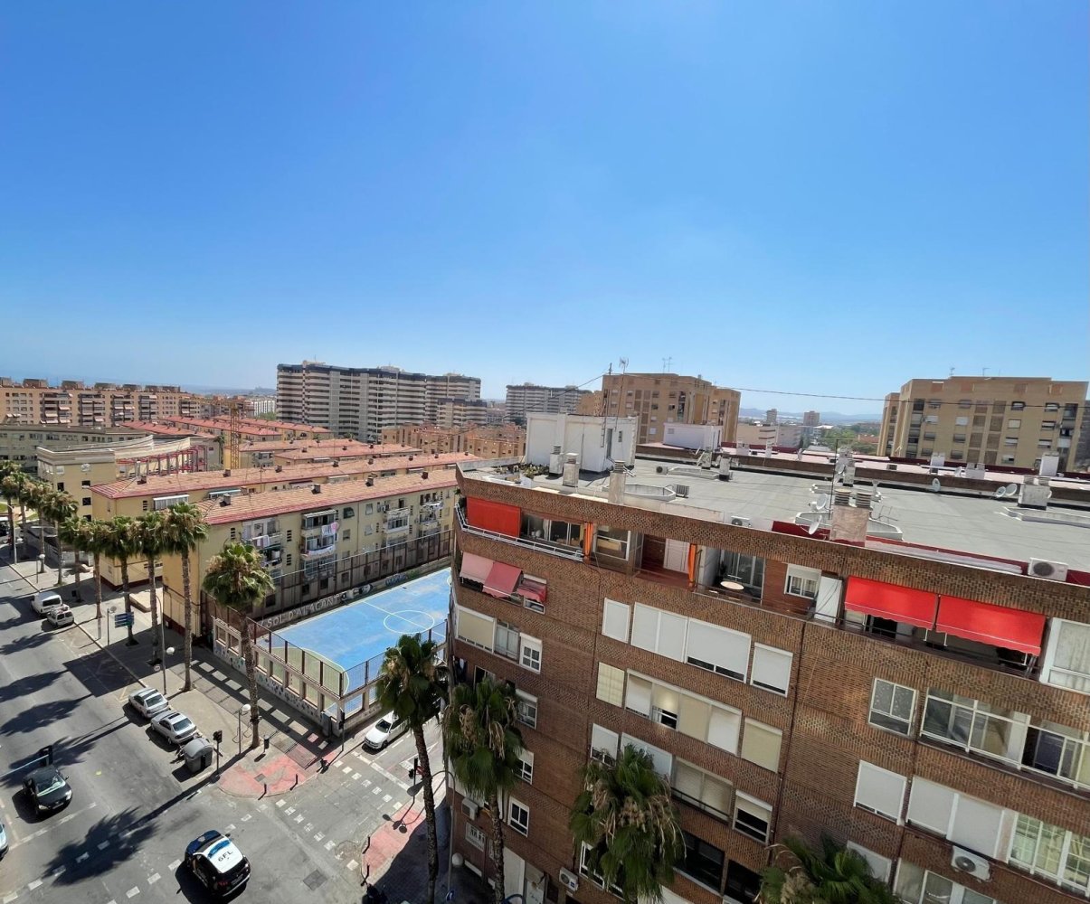 2 chambres appartement à vendre à Alicante, Valencian Community, Spain № 366217