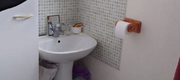 110m² Commercial property in Champagne-sur-Seine, France No. 143304 15