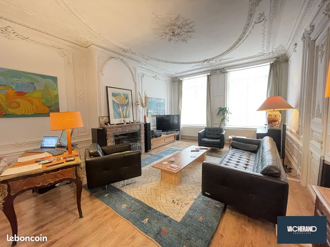 Квартира с 4 спальнями в Лилль, Франция № 86113