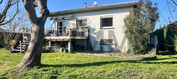 3 bedrooms Villa in Langon, France No. 195674 7