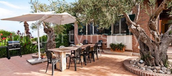 9 غرف نوم فيلا في Ispica, Italy رقم 103093 64