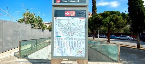 Apartamento de 2 dormitorios en Santa Coloma de Gramenet, Spain No. 136626 7