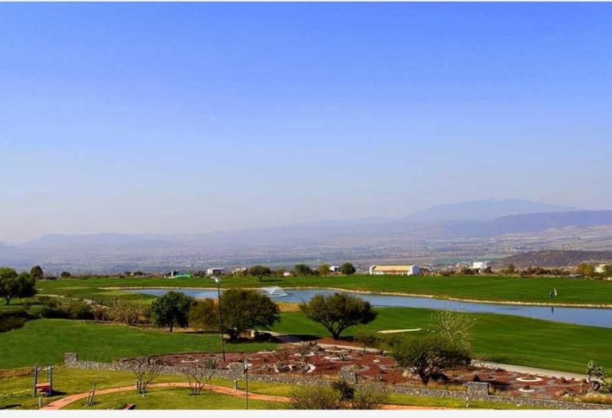 Квартира с 2 спальнями в Эль Маркес, Мексика № 176443