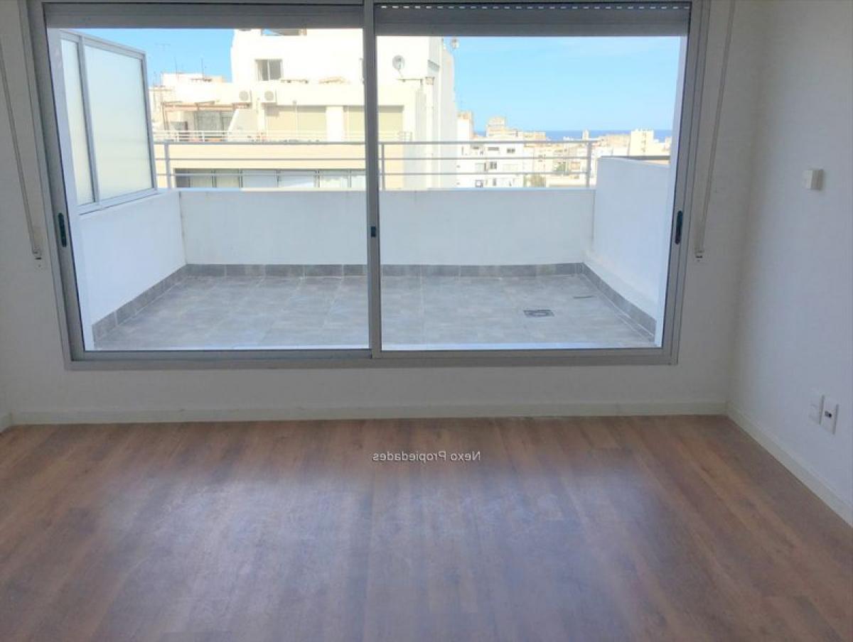 Estudio en Montevideo, Uruguay No. 4937