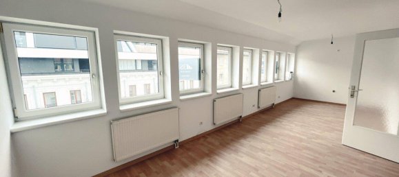 2 rooms Duplex in Favoriten, Austria No. 215783 2