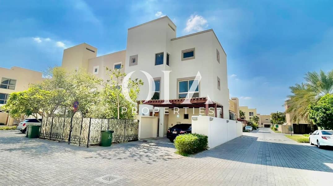 4 bedrooms Townhouse in Al Raha Gardens, UAE No. 17249