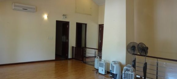 5 bedrooms Villa in Tay Ho, Vietnam No. 5104 21