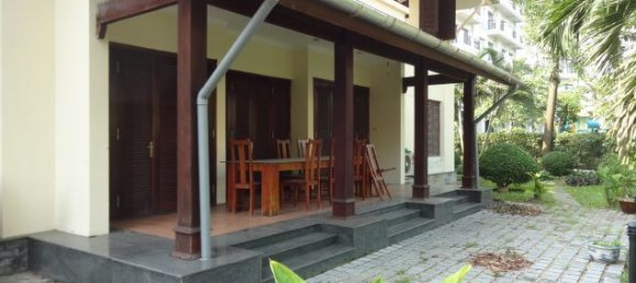 5 bedrooms Villa in Tay Ho, Vietnam No. 5104 3