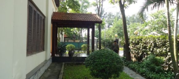 5 bedrooms Villa in Tay Ho, Vietnam No. 5104 4