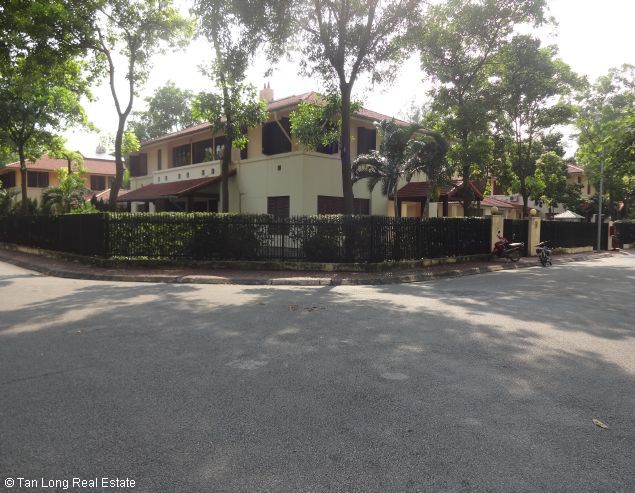 5 bedrooms Villa in Tay Ho, Vietnam No. 5104