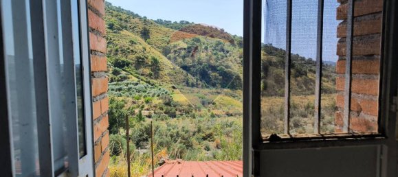 2 bedrooms House in Graniti, Italy No. 356186 9