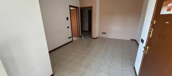 2 rooms Apartment in Meda, Italy No. 257426 7