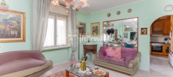 2 chambres Appartement à Milan, Italy No. 263113 6