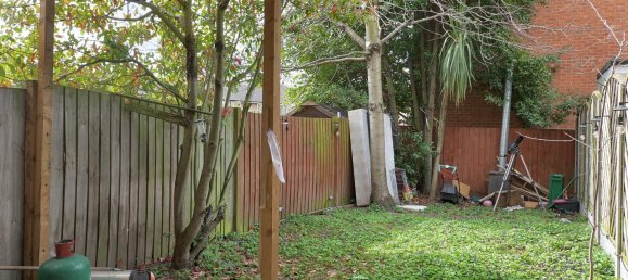 4 bedrooms Townhouse in Barking, United Kingdom No. 1938 16