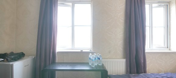 4 bedrooms Townhouse in Barking, United Kingdom No. 1938 8