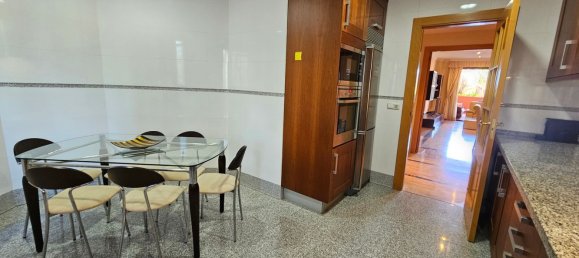 Apartamento T3 em Estepona, Spain N.º 52995 53