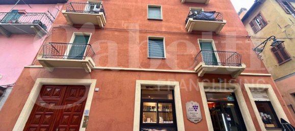 2 rooms Apartment in Moncalieri, Italy No. 236259 2