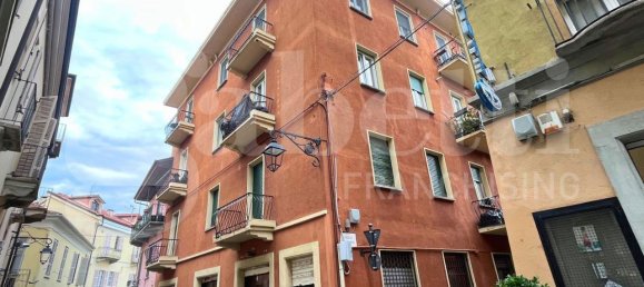 2 rooms Apartment in Moncalieri, Italy No. 236259 3