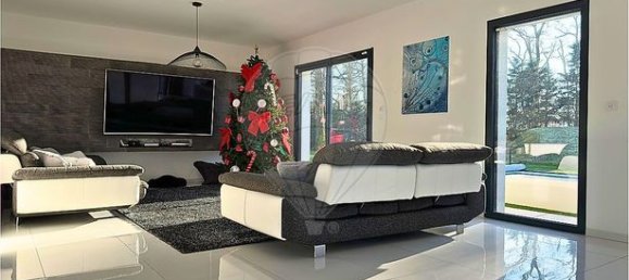 3 Schlafzimmer Villa in Senlis, France, Nr. 309682 4