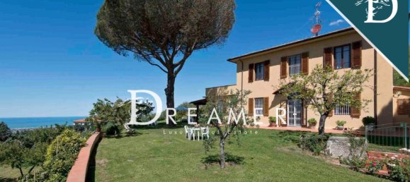 6 bedrooms Villa in Camaiore, Italy No. 165742 2