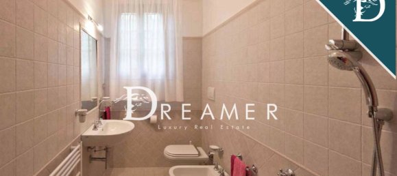 6 bedrooms Villa in Camaiore, Italy No. 165742 13