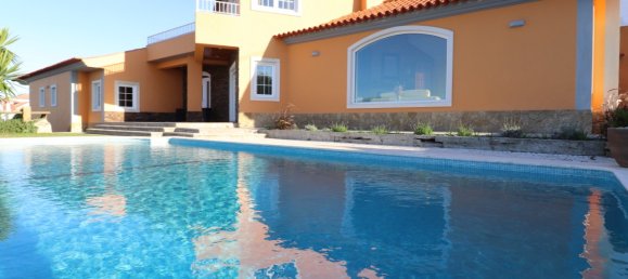 3 bedrooms House in Colares, Portugal No. 49632 3