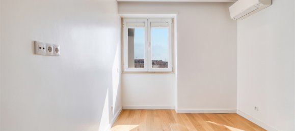 Apartamento de 2 dormitorios en Lisbon, Portugal No. 121934 13