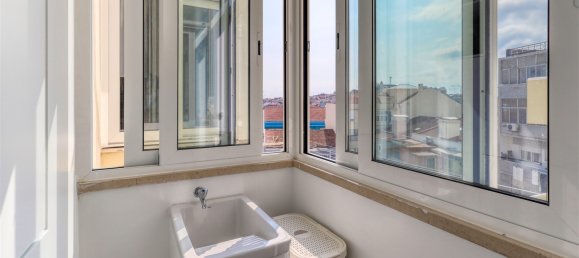 Apartamento de 2 dormitorios en Lisbon, Portugal No. 121934 10