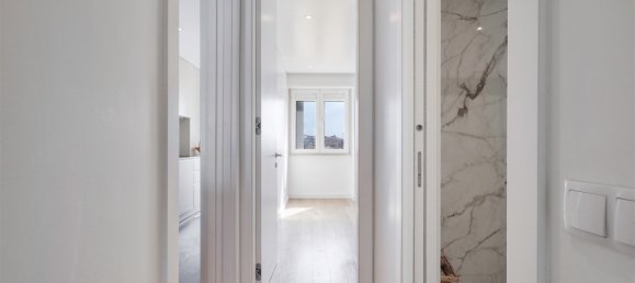 Apartamento de 2 dormitorios en Lisbon, Portugal No. 121934 12