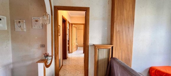 4 rooms Apartment in Capodimonte, Italy No. 33018 13