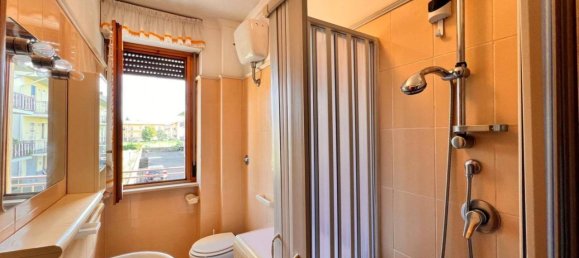 4 rooms Apartment in Capodimonte, Italy No. 33018 17