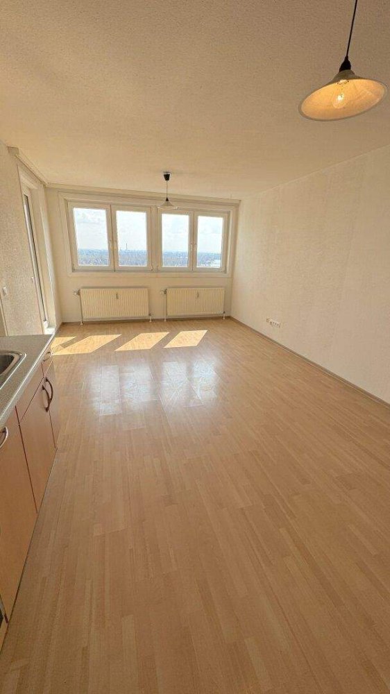 2 rooms Apartment in Vienna, Austria No. 82922